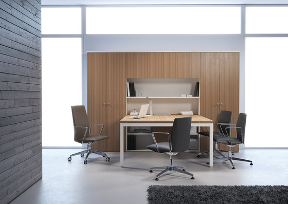 Semi-executive V30 | Desks | Forma 5