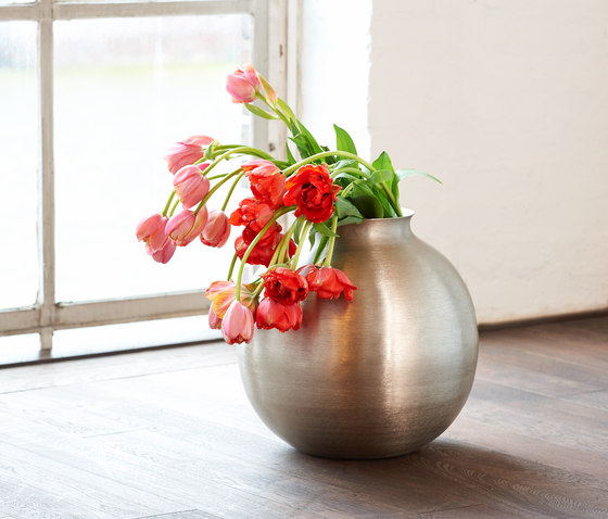 Dongola | Vases | Lambert