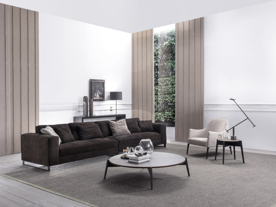 JACKIE SMALL ARMCHAIR | Chairs | Frigerio
