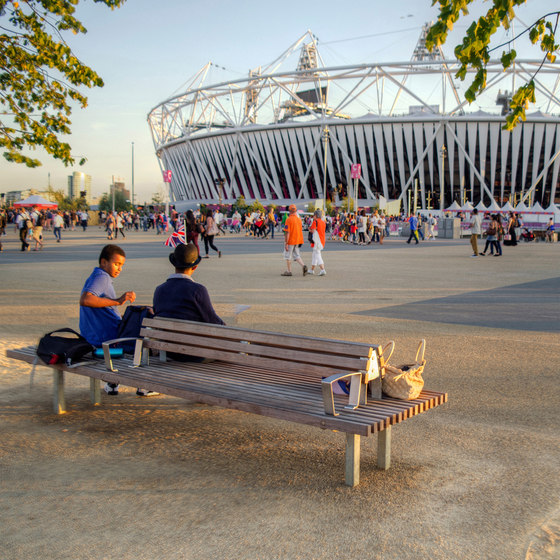 Olympic Wave Benches | Panche | Streetlife