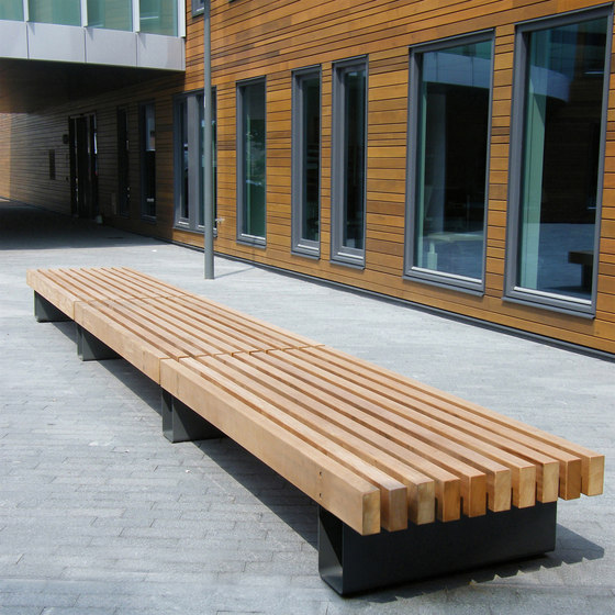 Rough & Ready Raised Border Seat | Benches | Streetlife