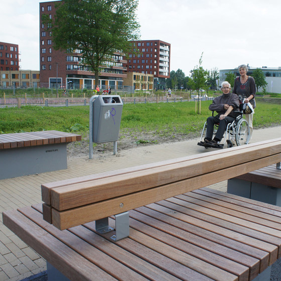 Solid Podium Isles | Benches | Streetlife