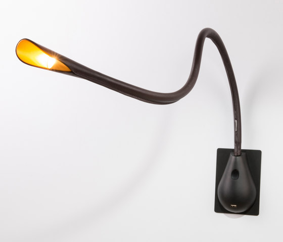 Cobra Wall Lamp | Lampade parete | Innermost