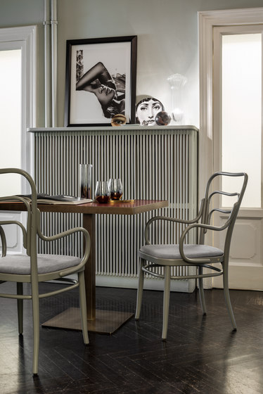 Vienna 144 Chair | Chaises | WIENER GTV DESIGN