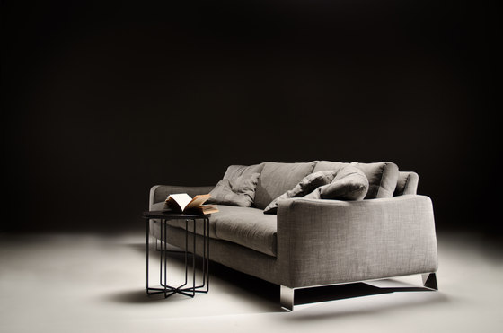 Dolcemaro sofa leather | Divani | Loop & Co