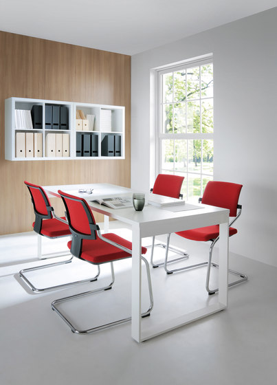 Xenon 20V | Chairs | PROFIM