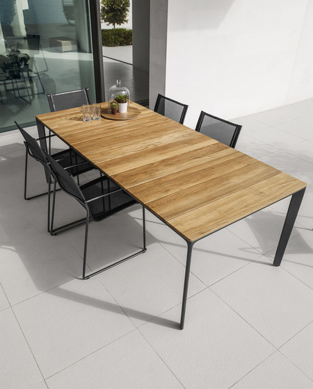 Carver Dining Table | Tavoli pranzo | Gloster Furniture GmbH