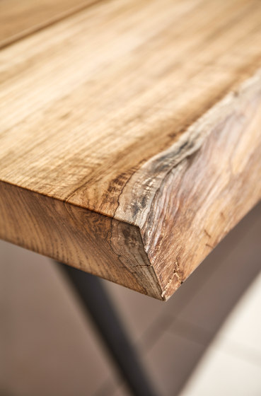 Split Large Table | Esstische | Gloster Furniture GmbH