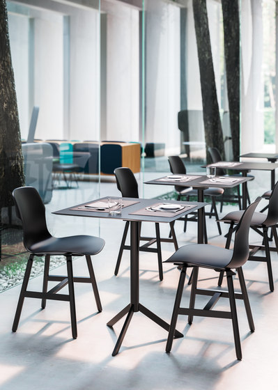 Stereo Metal | Chairs | CASAMANIA & HORM