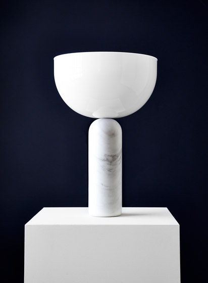 Kizu Table Lamp White Marble w. White Acrylic | Lámparas de sobremesa | NEW WORKS