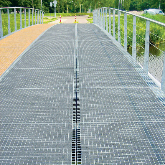 Deck Solideck®70 | Decking systems | Streetlife