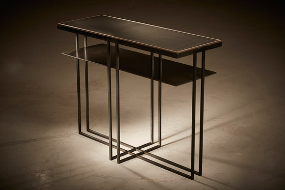 Cross Binate Table | Tables d'appoint | Novocastrian