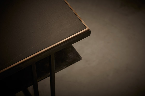 Cross Binate Table | Tavolini alti | Novocastrian