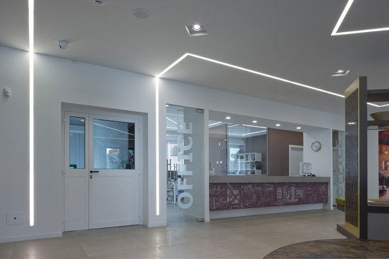Line Pro light recessed system with trim | Recessed wall lights | Aqlus