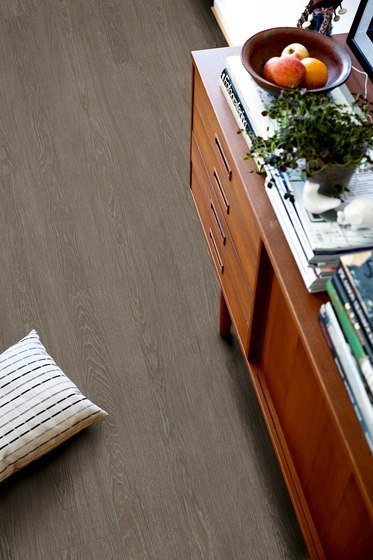 Classic Plank vinyl grey heritage oak | Piastrelle plastica | Pergo