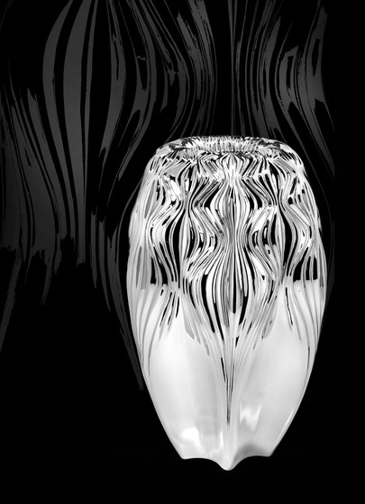 Zaha Hadid – Vase Loa | Vases | Wiener Silber Manufactur