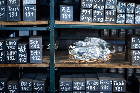 Erwin Wurm – Fat Car Sugar Box "Zuccheriera" | Vaisselle | Wiener Silber Manufactur