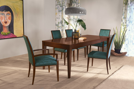 Varia Queen Dining Table Selva Timeless | Dining tables | Selva
