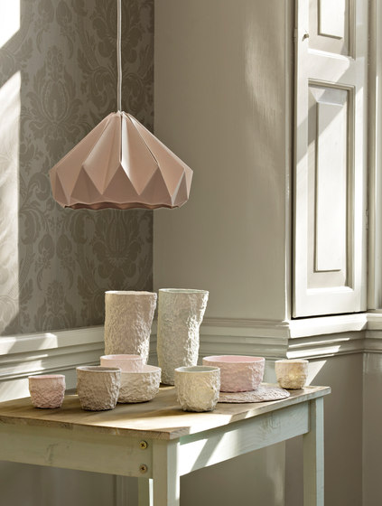 Chestnut – Wooden Origami | Lámparas de suspensión | Studio Snowpuppe