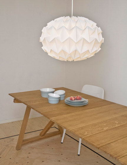 Signature Lamp - White | Pendelleuchten | Studio Snowpuppe