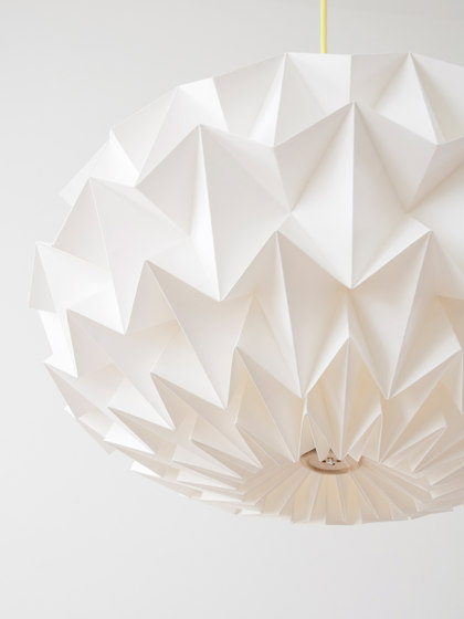 Signature Lamp - White | Pendelleuchten | Studio Snowpuppe