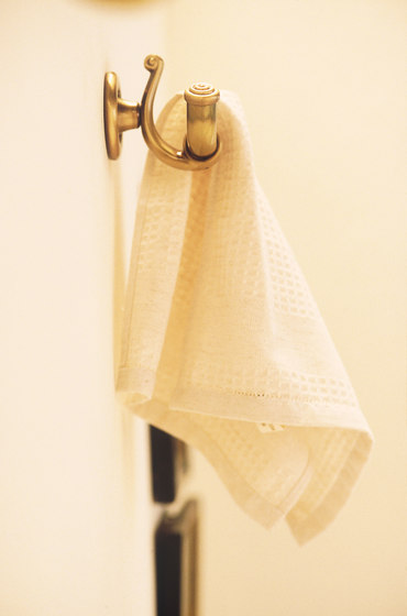 Windsor Double Hook | Towel rails | Pomd’Or