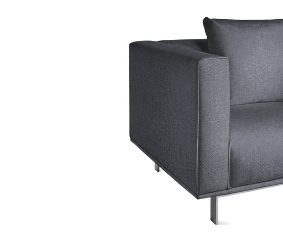 Bilsby Sofa in Fabric | Divani | Design Within Reach