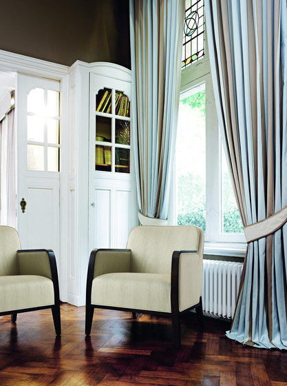 Opera 02211 | Chaises | Montbel