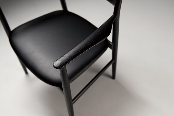 Kamuy Chair | Sedie | CondeHouse