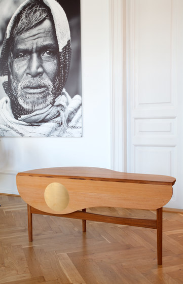 Butterfly Table | Mesas de centro | House of Finn Juhl - Onecollection