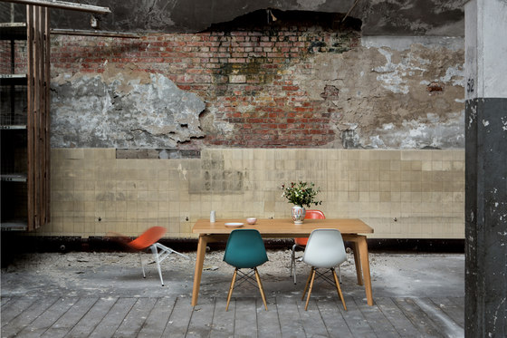 Private Space Dining Table Oak SL | Tables de repas | ellenberger