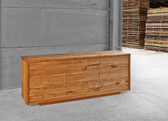 LINEA Sideboard | Buffets / Commodes | Vitamin Design