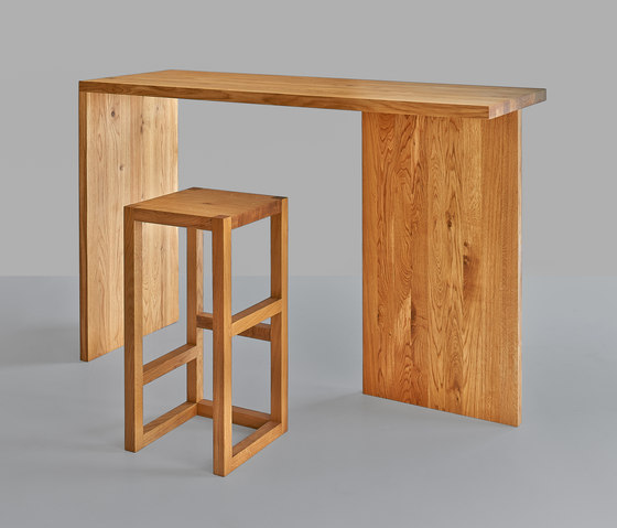 STEP Bar stool | Taburetes de bar | Vitamin Design