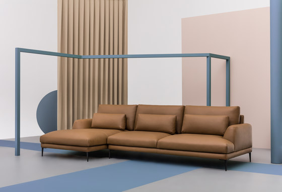 Classic in leather | Sofas | Comforty