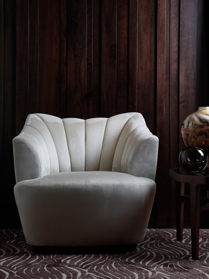 Fenton occasional chair | Sessel | The Sofa & Chair Company Ltd