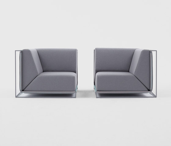 Floating Armchair | Sessel | Comforty