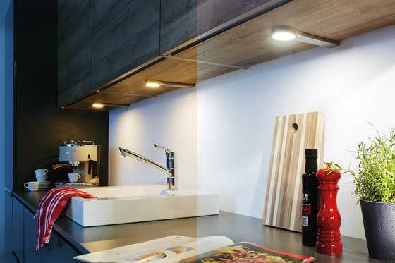 Dynamic LED Squash | Lámparas para muebles | Hera