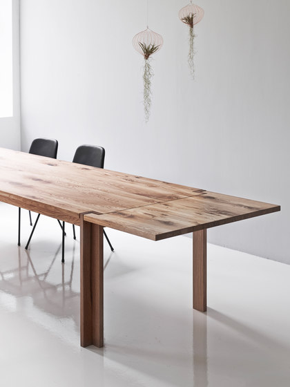 JEPPE UTZON TABLE #1 | Dining tables | dk3