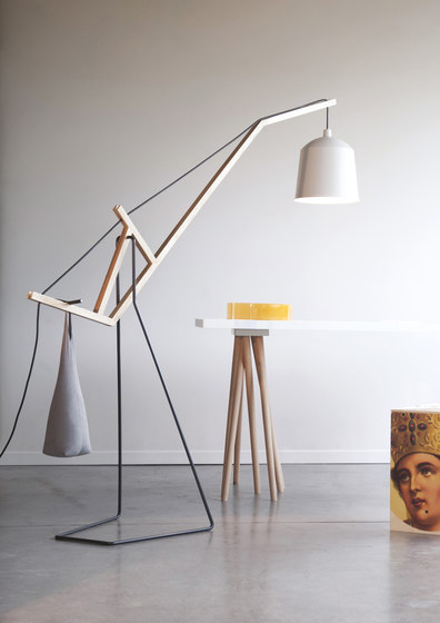 A Floor Lamp | Luminaires sur pied | Covo
