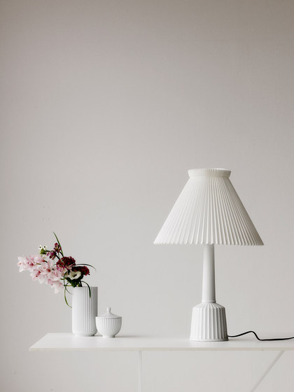 Esben Klint Lamp | Tischleuchten | Lyngby Porcelæn