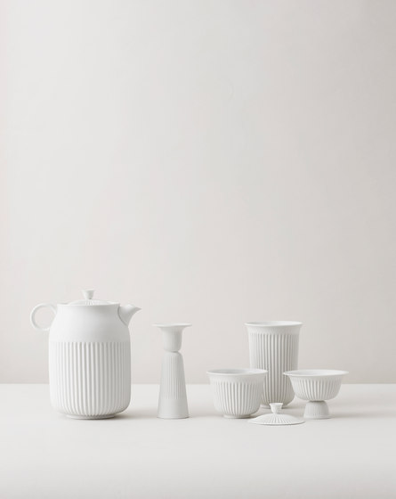 Tsé Tea cup with foot | Geschirr | Lyngby Porcelæn