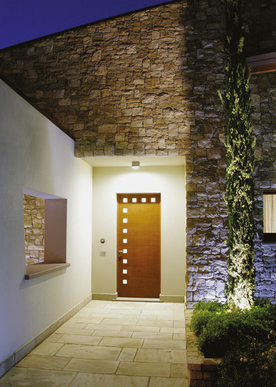 Paola Power LED / Vetro Sabbiato - Ottica Simmetrica | Lampade outdoor parete | Ares