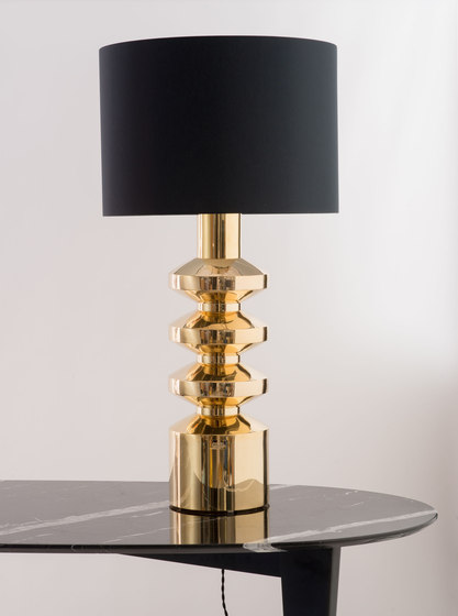 Brutale Table Lamp | Tischleuchten | Martin Huxford Studio