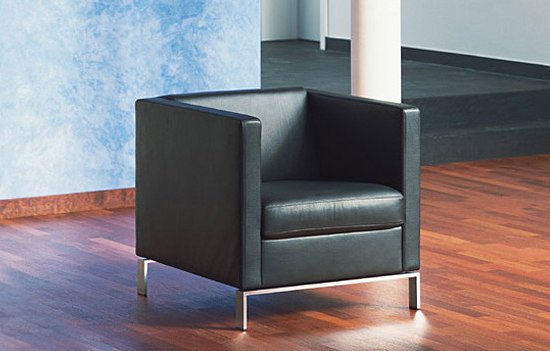 Foster 501 armchair | Fauteuils | Walter K.