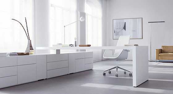 Headoffice Mono conference table | Contract tables | Walter K.