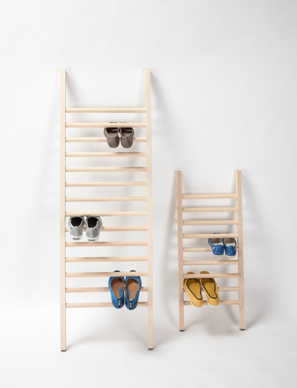 Step Up Mini shoe rack | Mobiliario | EMKO PLACE