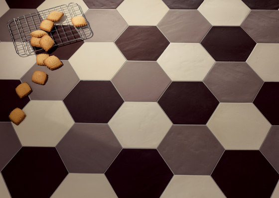 Konzept Color Mood Hexagon Terra Nera | Ceramic tiles | Valmori Ceramica Design