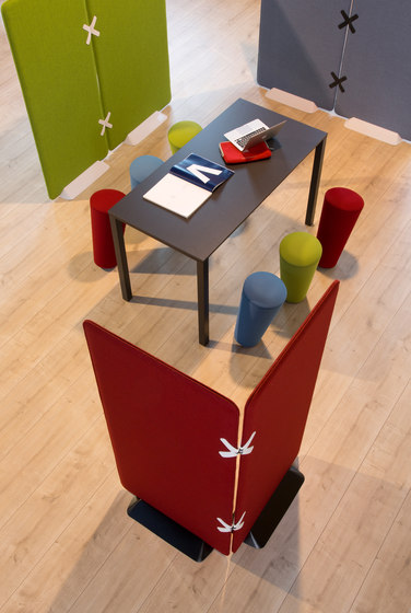 Winea X | Table panel | Accessori tavoli | WINI Büromöbel