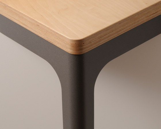 TR12 HPL Table | Dining tables | olaf riedel
