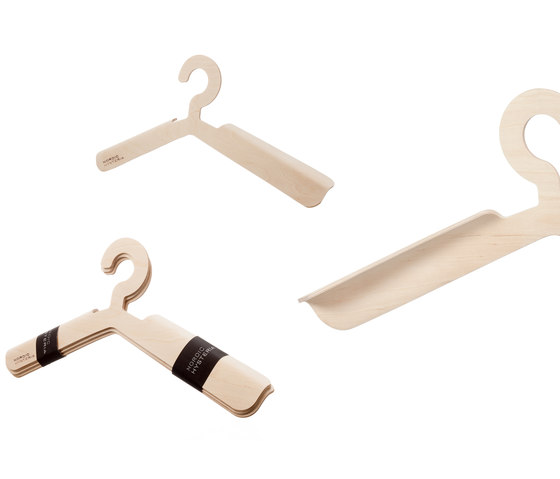 SIIPI Hanger white, set of 5 | Coat hangers | Nordic Hysteria